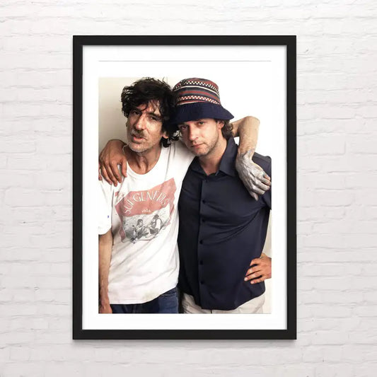 Póster de Charly García y Gustavo Cerati, dos íconos fundamentales del rock argentino y latinoamericano.