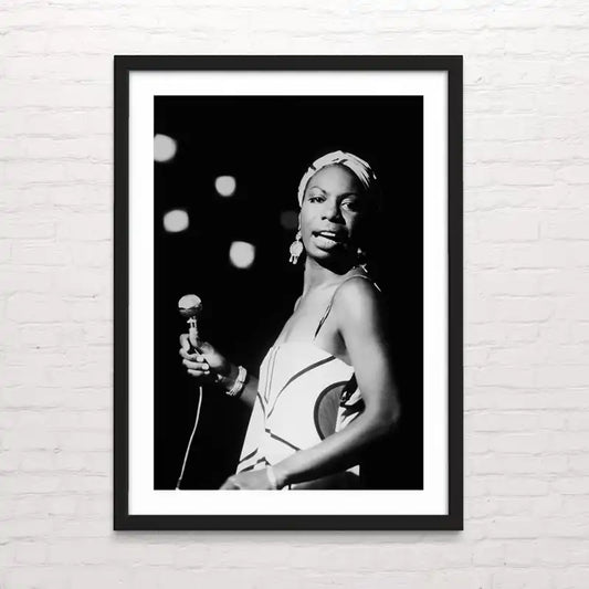 Póster de Nina Simone de Jazz en escena – impresión vibrante