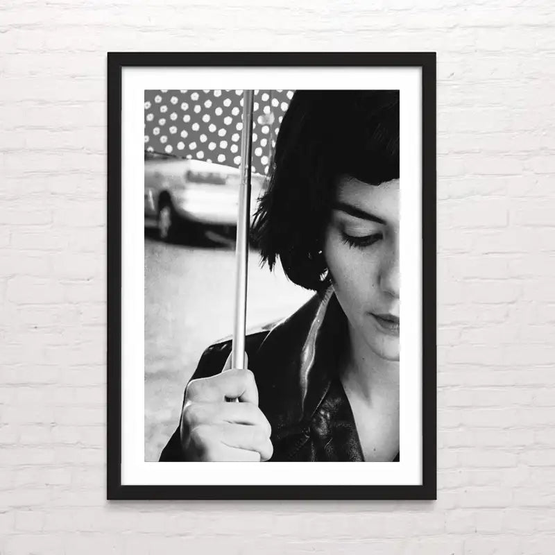 Póster de la película Amélie, clásico del cine francés ideal para amantes del cine y la decoración de espacios.