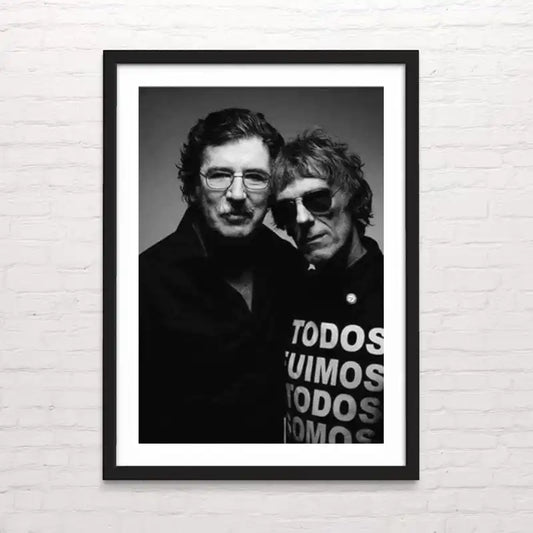 Póster artístico de Charly García y Spinetta en blanco y negro – Posterinc Studio