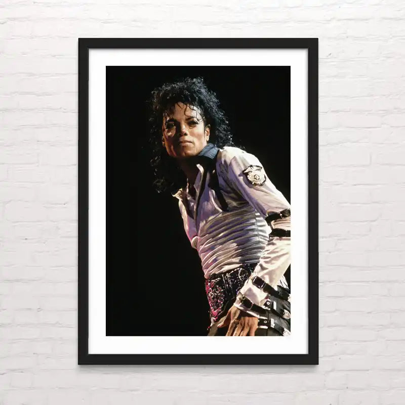 Póster de concierto pop – ilustración de energía y color. Posterinc.cl